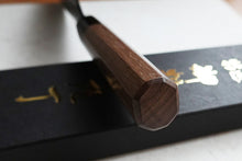 Charger l&#39;image dans la galerie, CM003 - Couteau japonais Santoku noir Muneishi - Lame de 17cm en acier au carbone Aogami