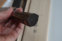 Charger l&#39;image dans la galerie, CS106 - Couteau Japonais Kiritsuke Santoku damas 63 couches zuiun - Lame de 18cm en acier SPG2