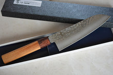 Charger l&#39;image dans la galerie, CA003 - Couteau Japonais Wa-Santoku damas 33 couches Sakai Takayuki - Lame de 17cm en acier Vg10