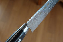 Charger l&#39;image dans la galerie, CA007 - Couteau Japonais Santoku damas 33 couches Sakai Takayuki - Lame de 17cm en acier AUS10