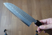 Charger l&#39;image dans la galerie, CH014 - Couteau Japonais Wa-Santoku Zenpou martelé  - Lame de 16.5cm en acier au carbone Aogami Supe