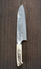 Charger l&#39;image dans la galerie, CS201 - Couteau Japonais Santoku damas 33 couches Saji - Lame de 18cm en acier Vg10